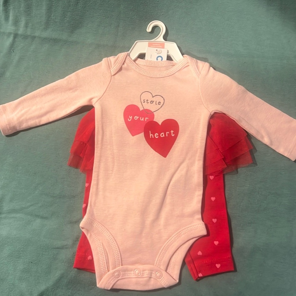 Carters infant set size 0-3 months